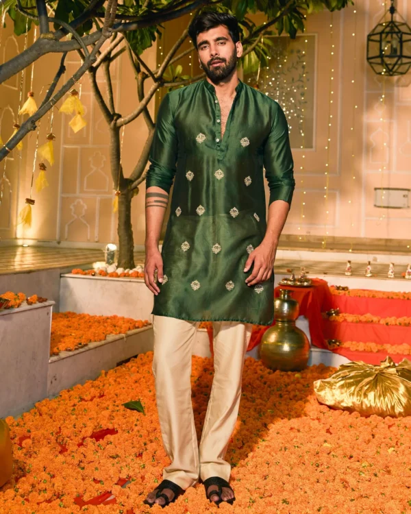 Devrat Dark Green Embroidered Chanderi Kurta